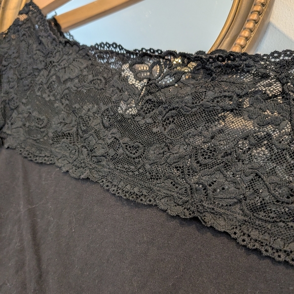 H&M lace off shoulder top - Picture 4 of 6